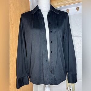 Banana republic 100% cotton SILKY COTTON LONG-SLEEVE BUTTON-DOWN SHIRT